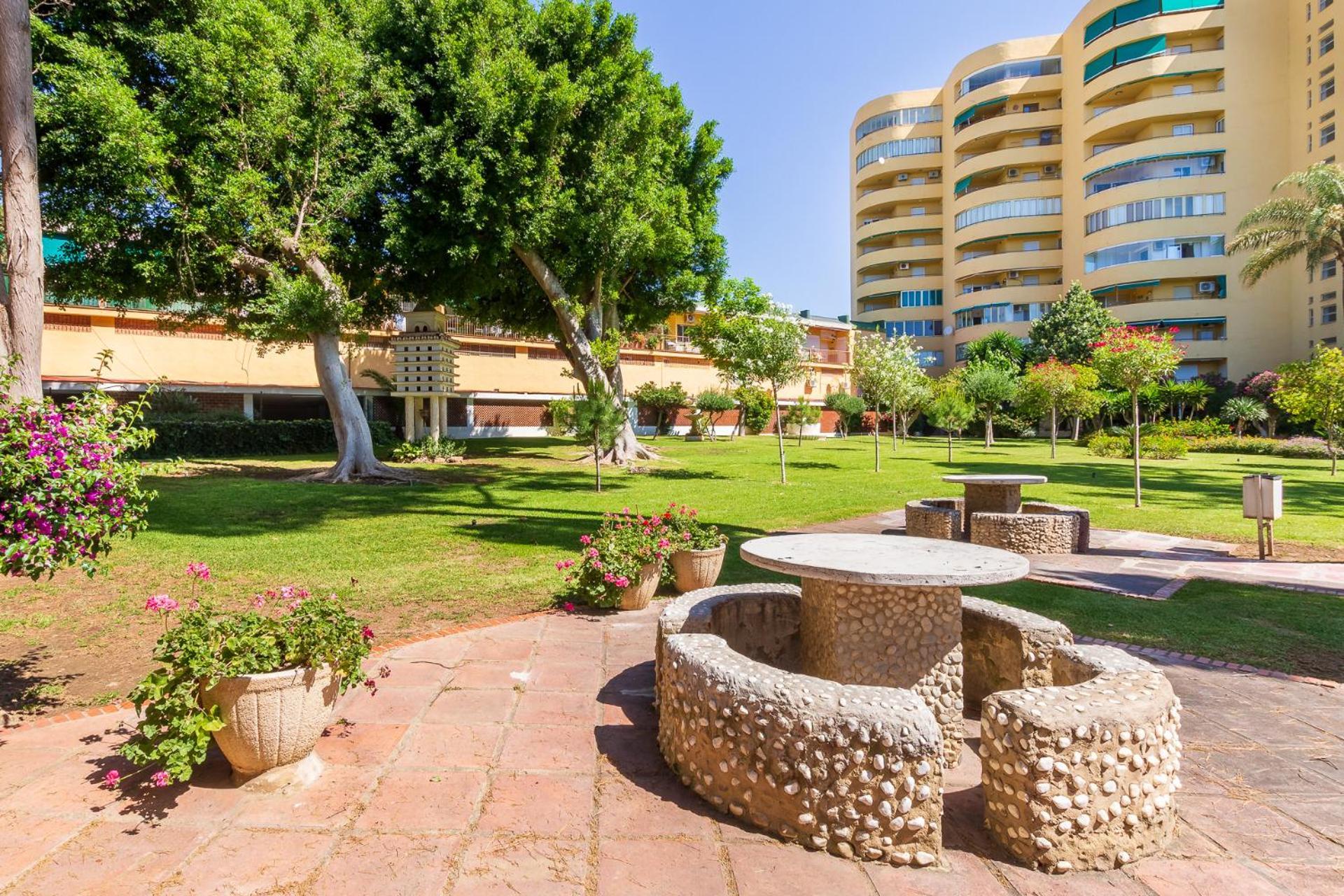 Апартаменти Rocio Anexo By Ivi Real Estate Торремолінос Екстер'єр фото
